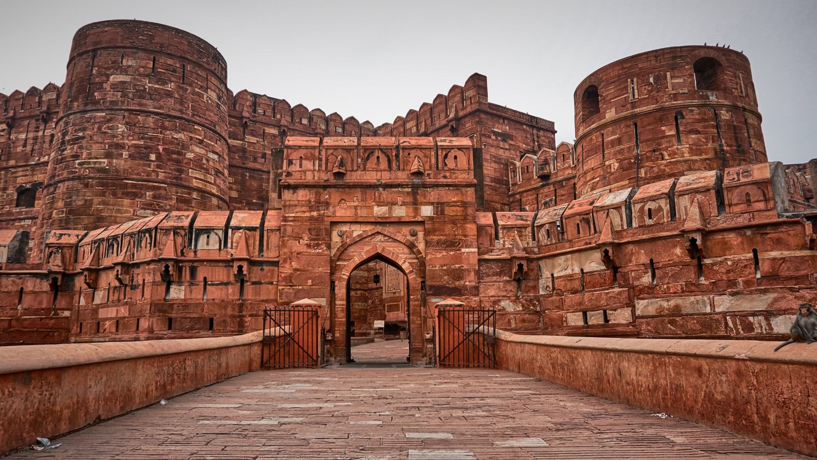 Jaipur and Agra 2 Days 1 Night Tour: From Delhi By Car