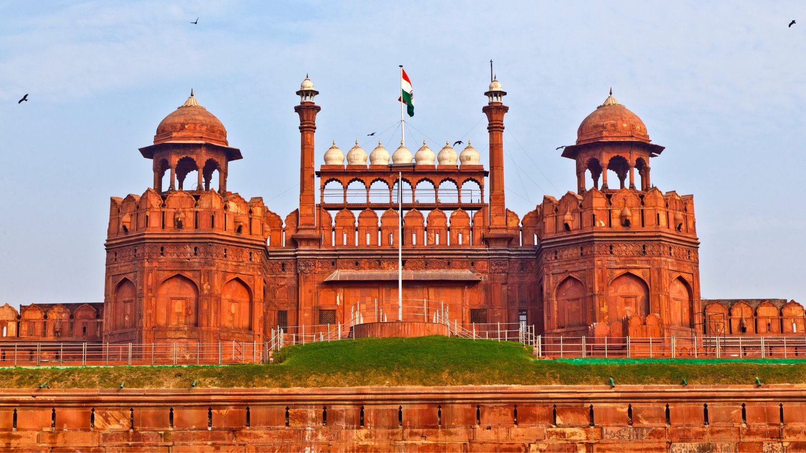 Old Delhi and New Delhi Tour- By Car