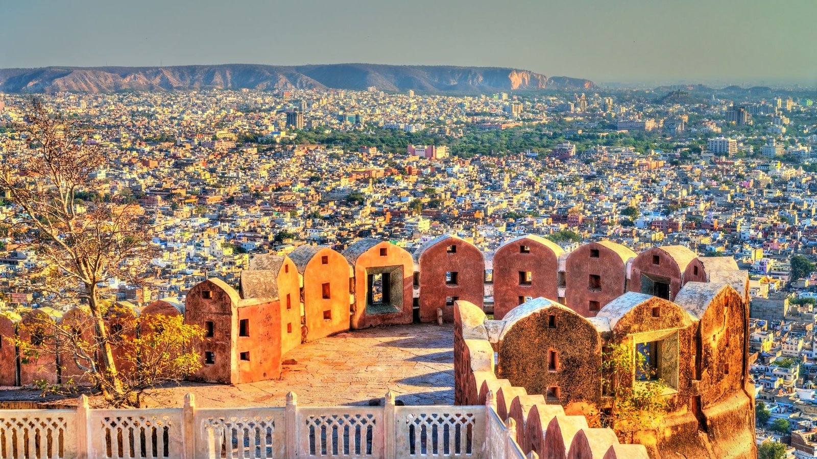One Day Delhi to Jaipur Tour- By Car side image 2